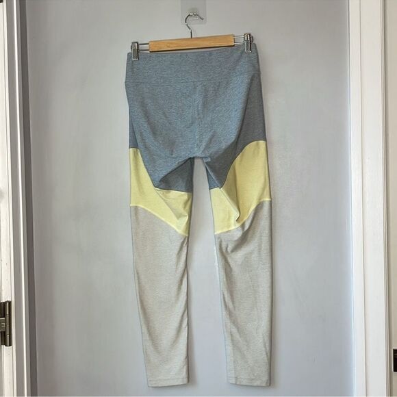 Outdoor Voices Color Block Springs Leggings Gray Cream Medium - Picture 4 of 9